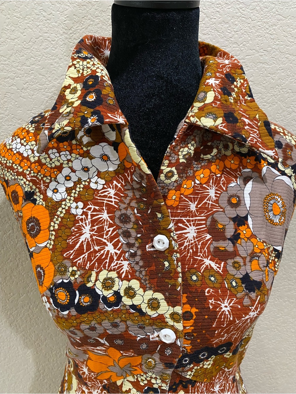 70s Vintage Floral Button-Front Women’s Dress, Brown & Orange, Small - Picture 5 of 16